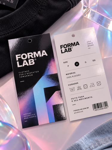 Tag Personalizada 9×5 cm | Com Furo | Laminação Brilho | 4x4 (Impressão Frente e Verso)